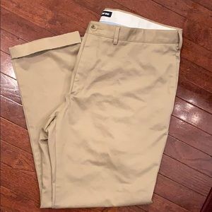 Men’s Land’s End khaki pants 40x30 flat front